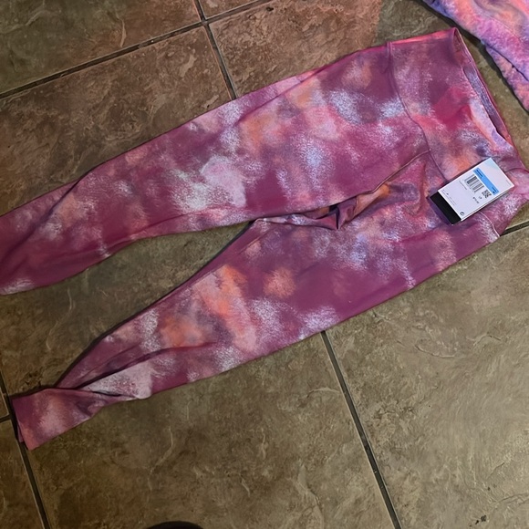 Pink multiple colored Nike pullover sweater with stretch leggings to match - Picture 2 of 7